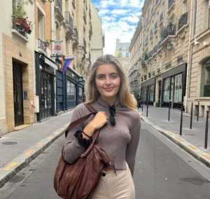 Molly Fitzgibbons photo